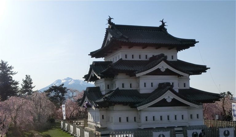 青森県 【本州最北 弘前城】へ行ってきた | おもろ家